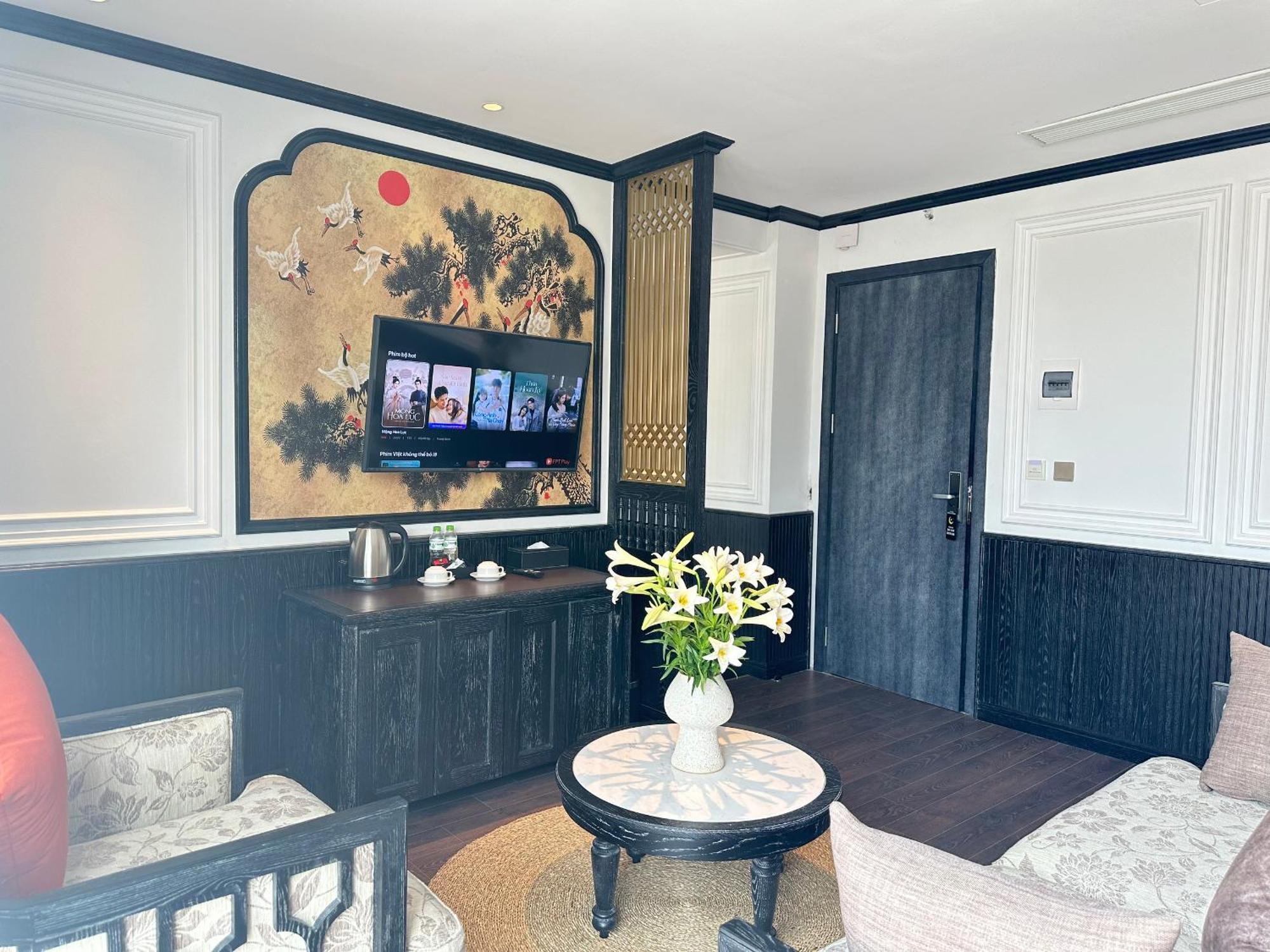 Luxe Paradise Premium Hotel Hanoi Exterior photo